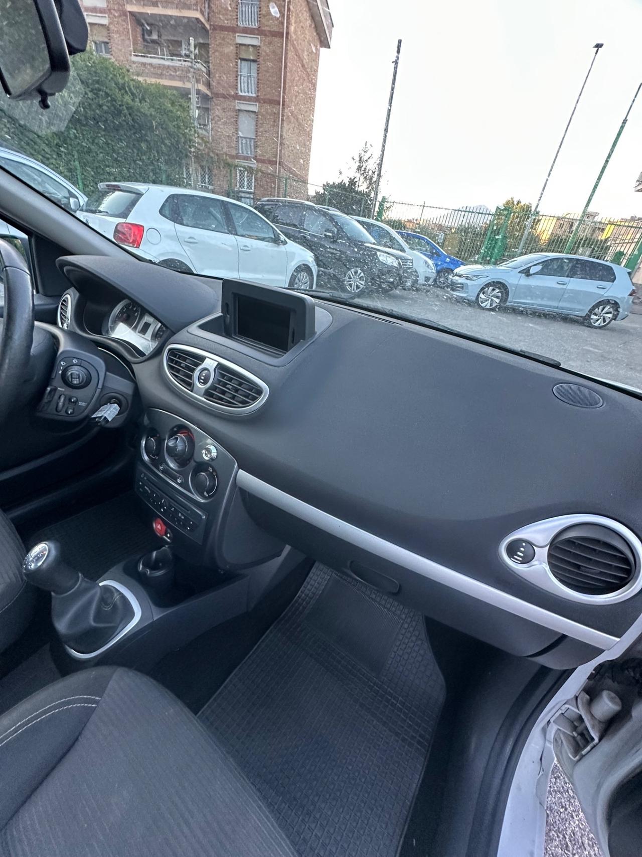Renault Clio 1.2 16V 5 porte GPL Dynamique