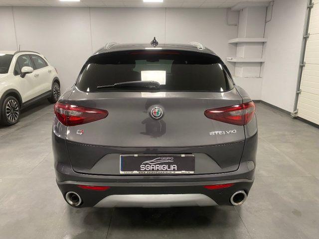 ALFA ROMEO Stelvio 2.2 Diesel Tetto Apribile AT8 Q4 Executive 4x4