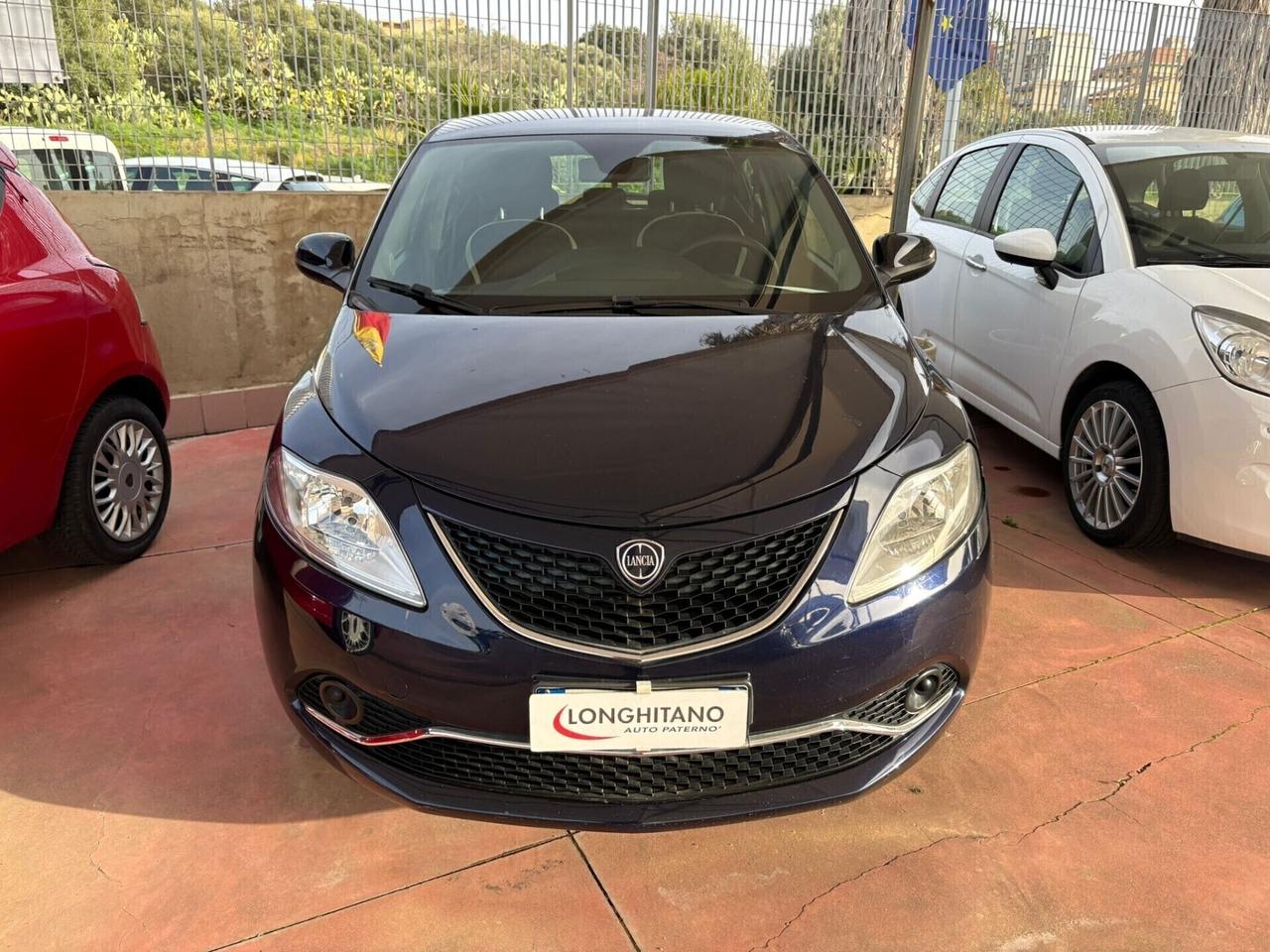 Lancia Ypsilon 1.2 ---5 porte GPL Ecochic Silver