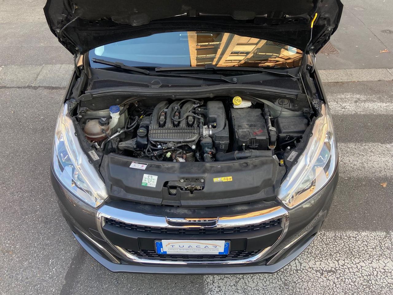 Peugeot 208 Signature 1.2 PureTech #9979