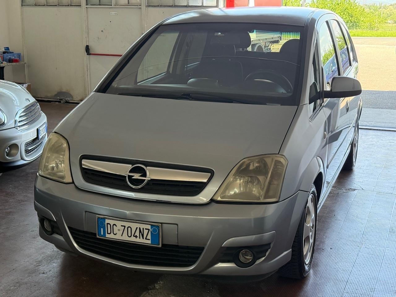 Opel Meriva 1.6 16V Cosmo
