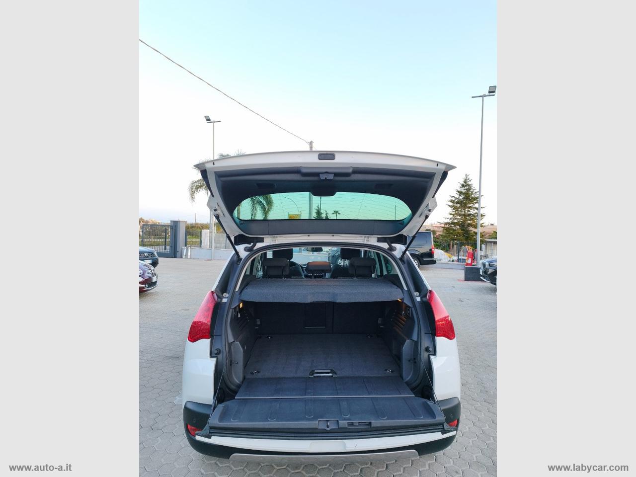 PEUGEOT 3008 1.6 HDi 115 CV Allure