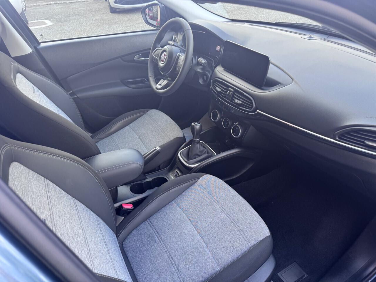 Fiat Tipo 1.0 5 porte Cross