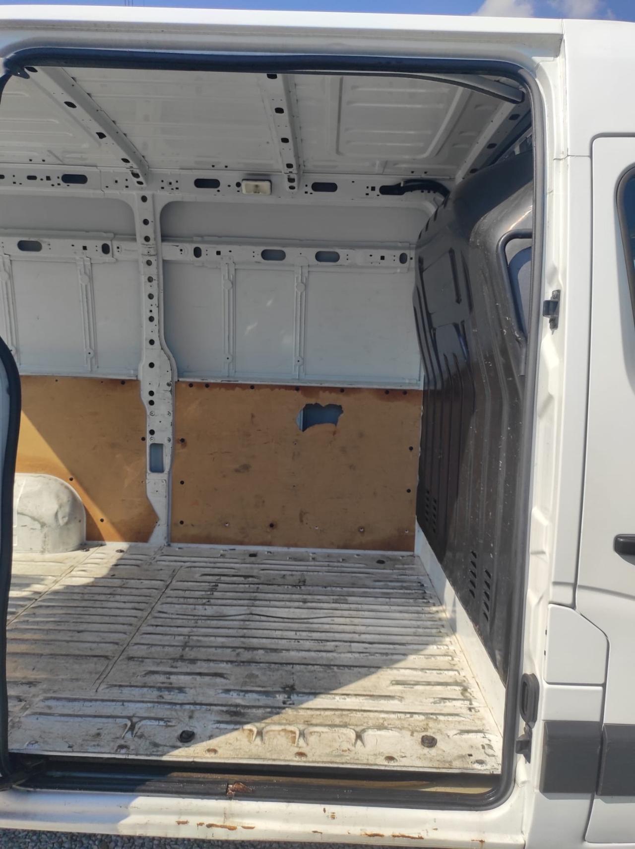 Renault Master T33 2.3 dCi 135CV Iva Compresa