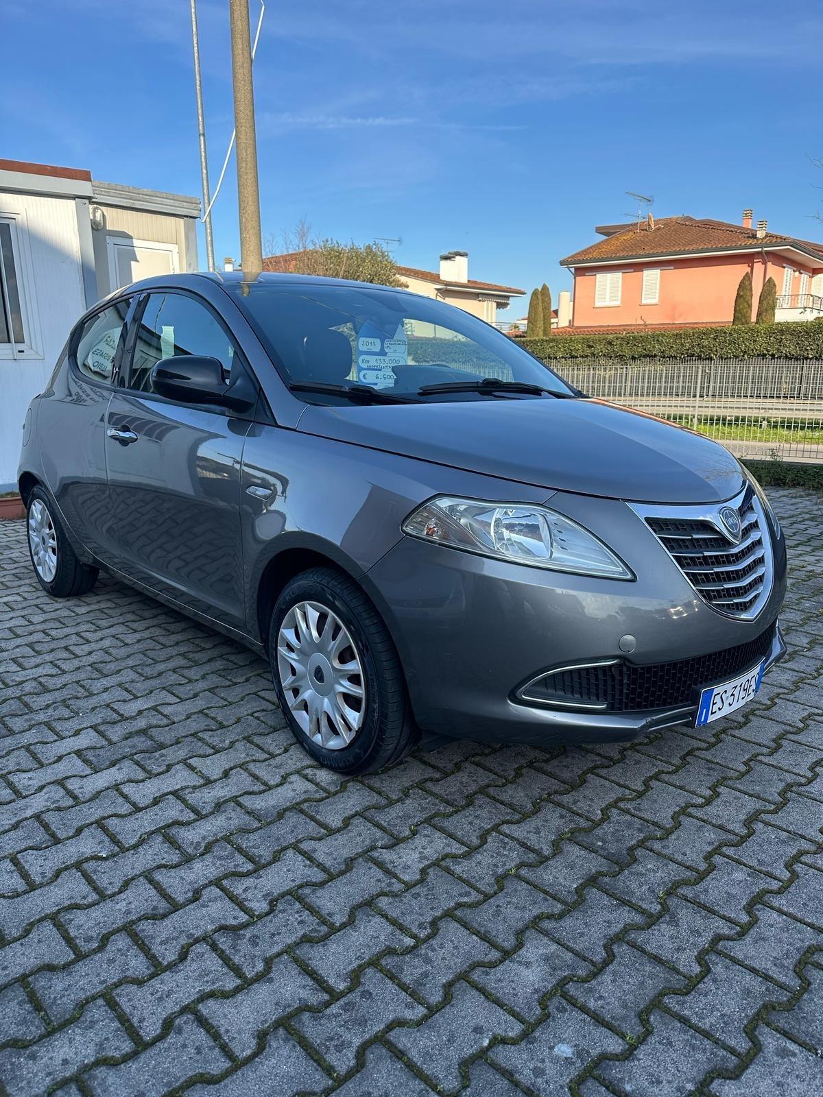 Lancia Ypsilon 1.2 69 CV 5 porte GPL Ecochic Platinum