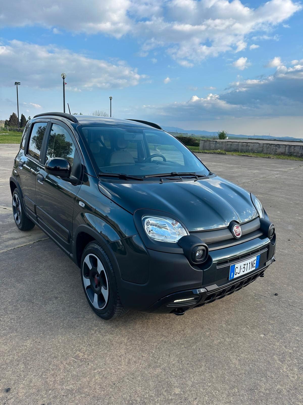 Fiat Panda 1.0 FireFly S&S Hybrid Garmin
