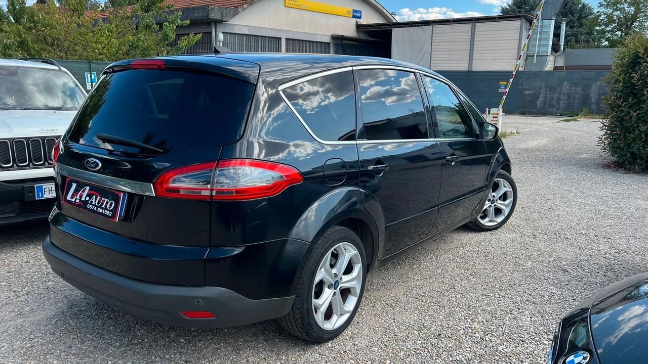 Ford S-Max 2.0 TDCi 140CV Powershift 7 posti Business Nav