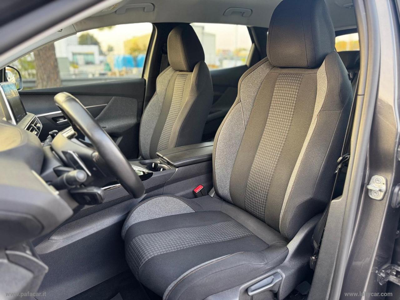 PEUGEOT 3008 BlueHDi 130 S&S EAT8 Allure