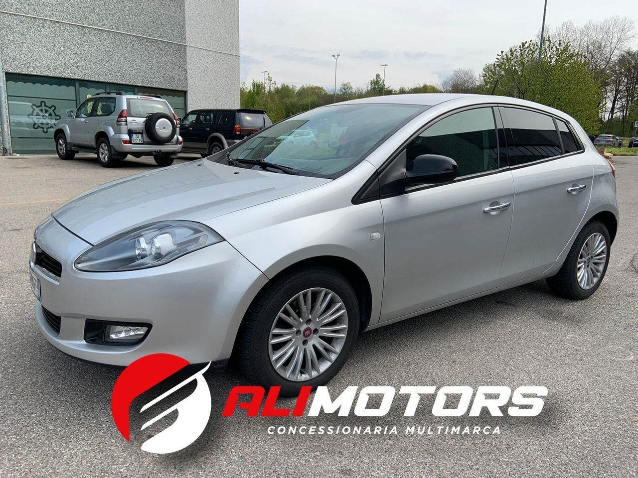 Fiat Bravo 1.6 MJT 120 CV DPF**Automatik*Navi*Cerchi**