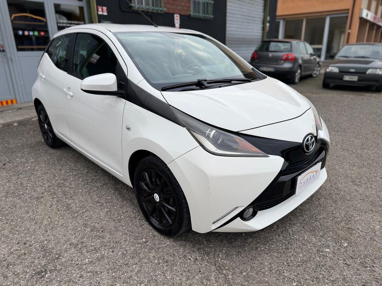 Toyota Aygo X Play 1.0 VVT-i