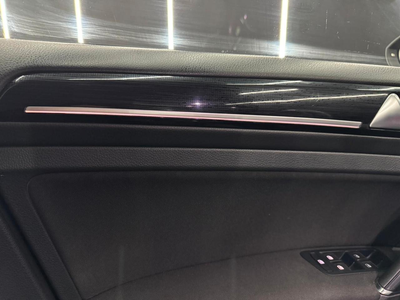 Volkswagen Golf Variant 2.0 TDI DSG Exclusive BlueMotion Technology