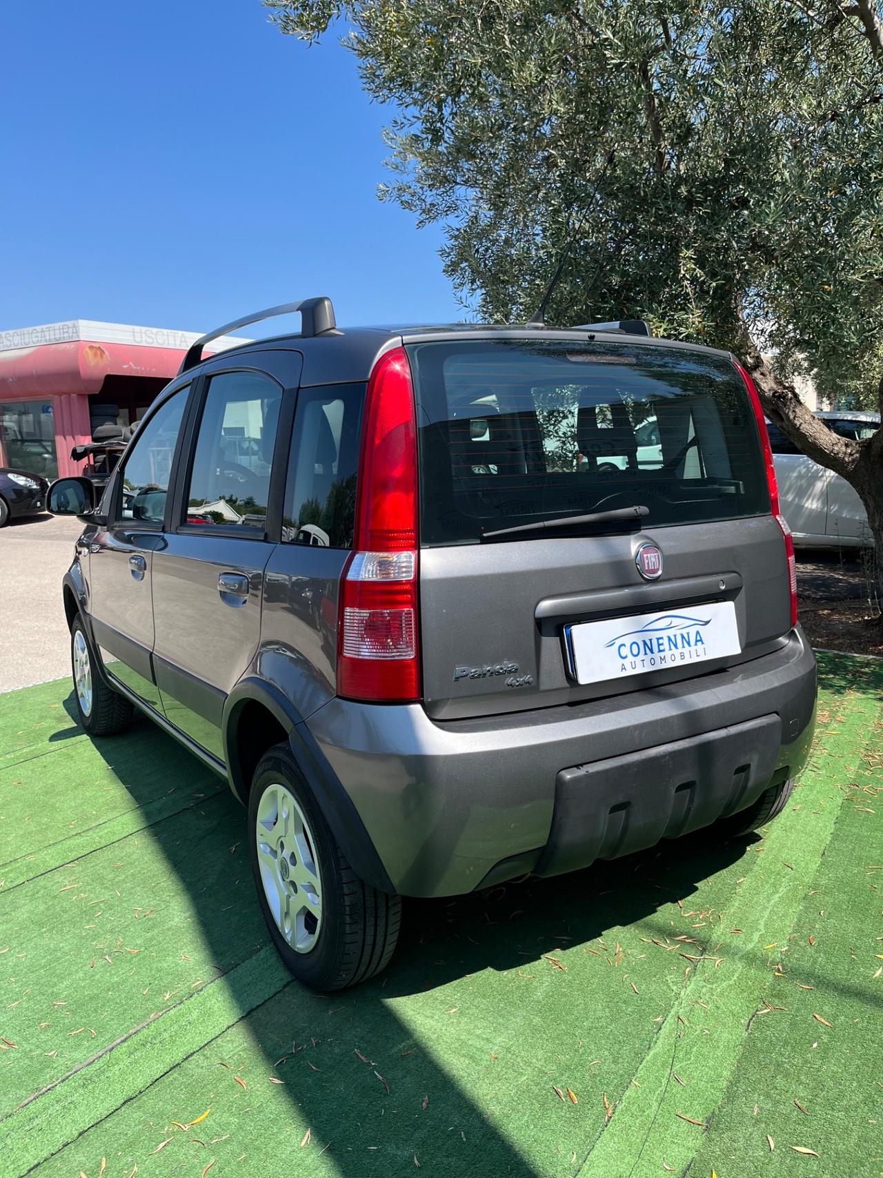 Fiat Panda 1.3 MJT 16V DPF 4x4 Climbing