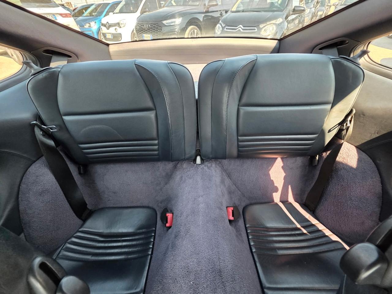 Porsche 911 996 (911 CARRERA)