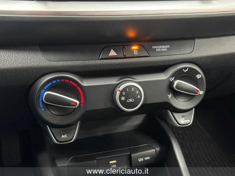 KIA Stonic 1.0 T-GDi 100 CV MHEV MT Urban