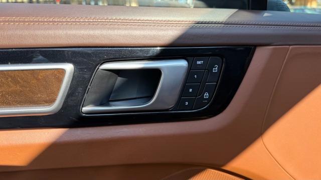 PORSCHE Cayenne 3.0 V6 E-HYBRID 340CV *ITALIANA*PRONTA CONSEGNA*