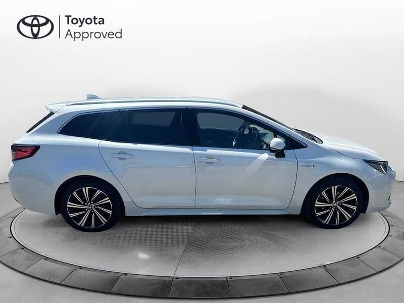 Toyota Corolla TS 1.8 hybrid Style CVT