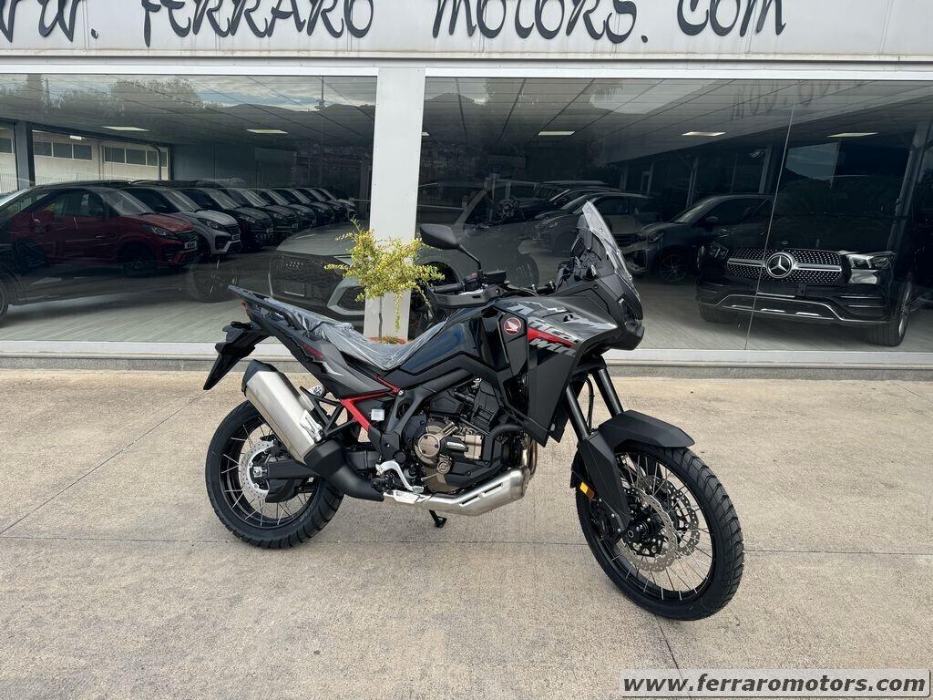 Honda Africa Twin automatica tris valigie