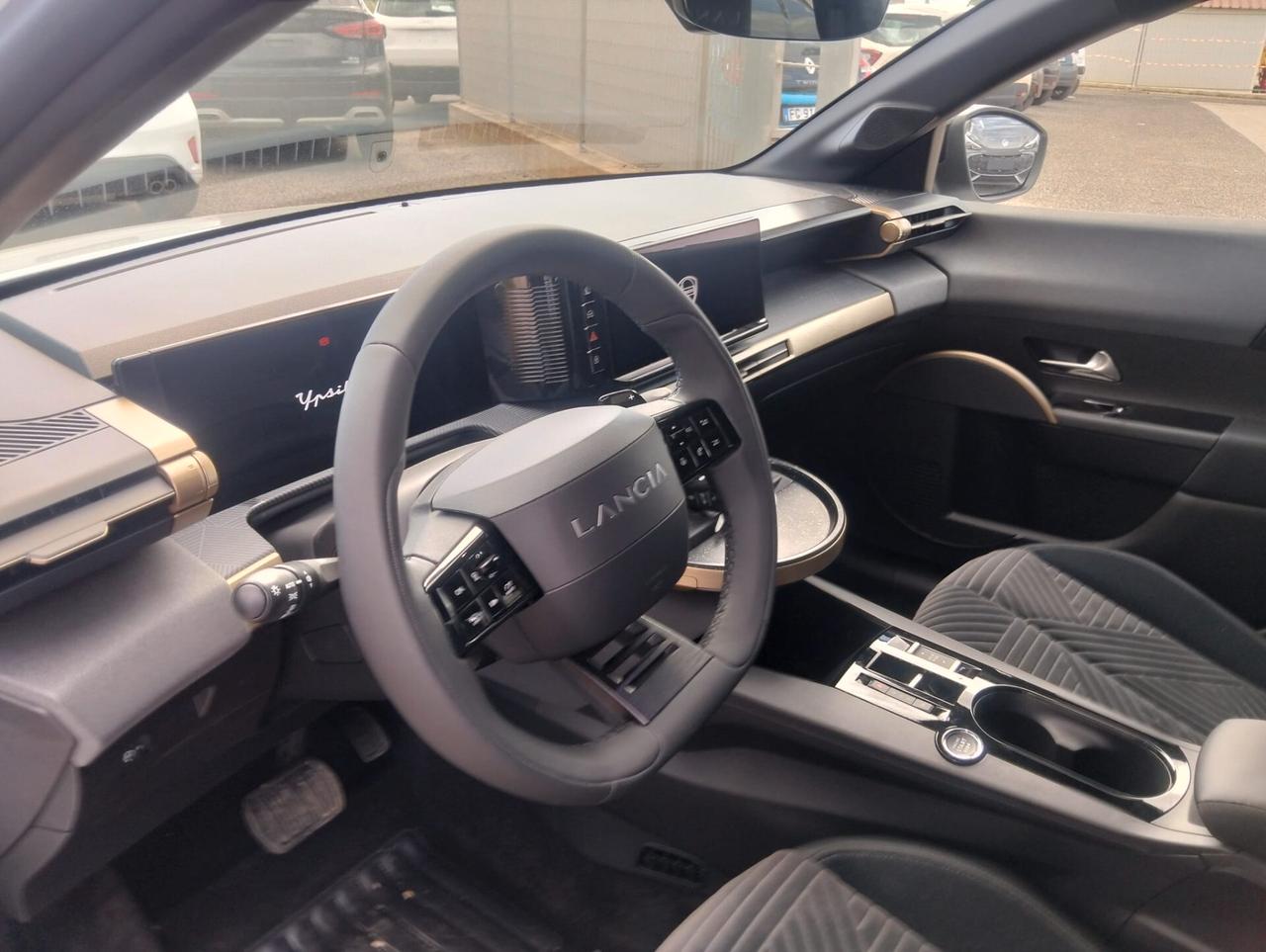 Lancia Ypsilon Hybrid e-DCT LX KM 0