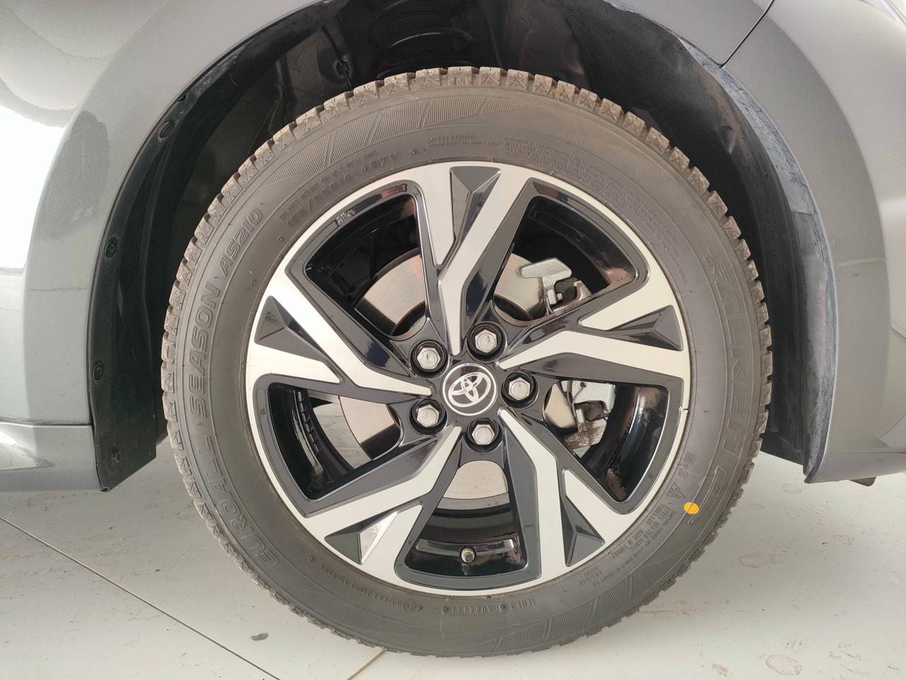 TOYOTA Yaris IV 2020 - Yaris 1.5h Trend
