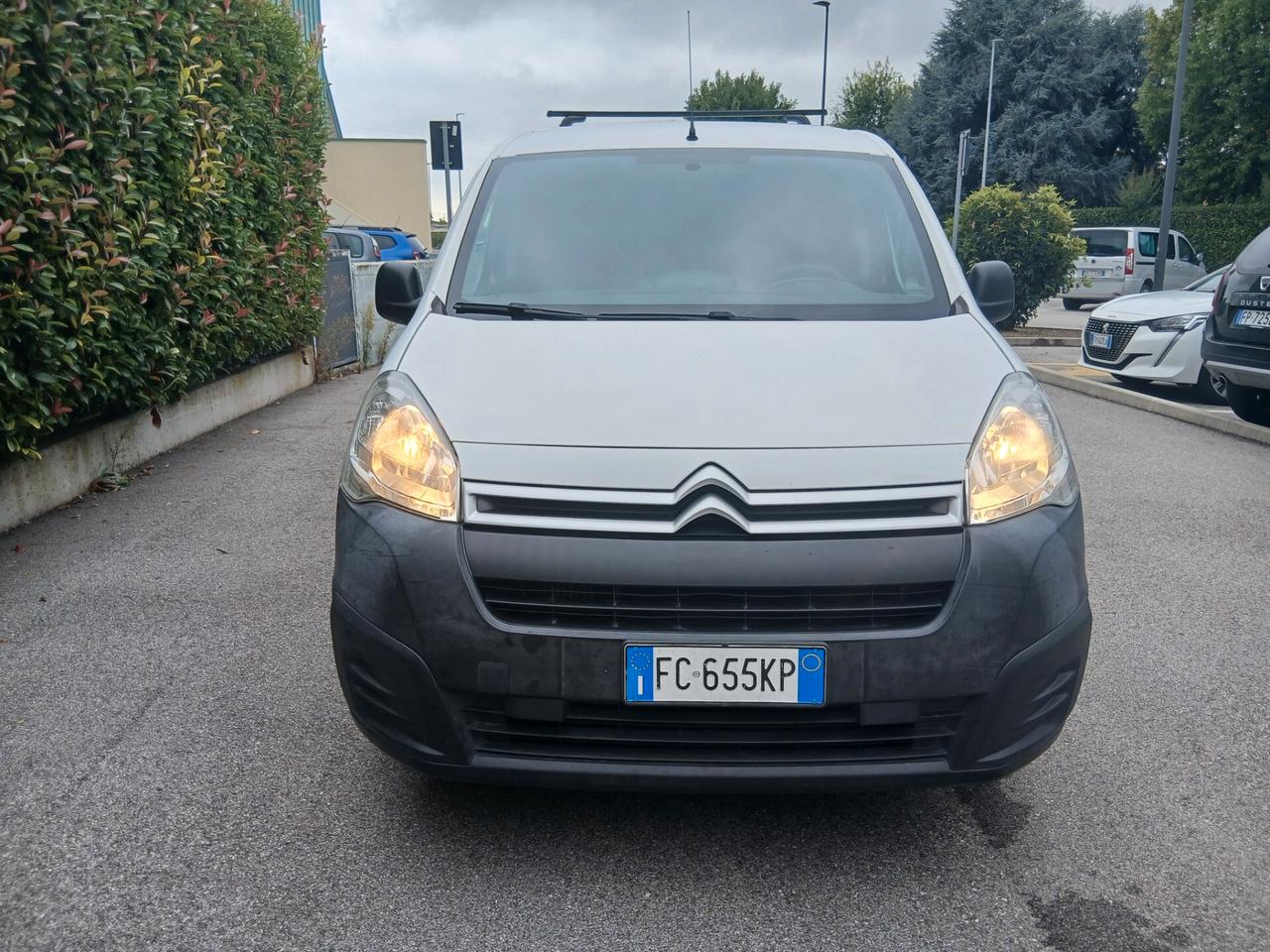 Citroen Berlingo BlueHDi 100 Van 3 posti solo 80000 km tua a € 193