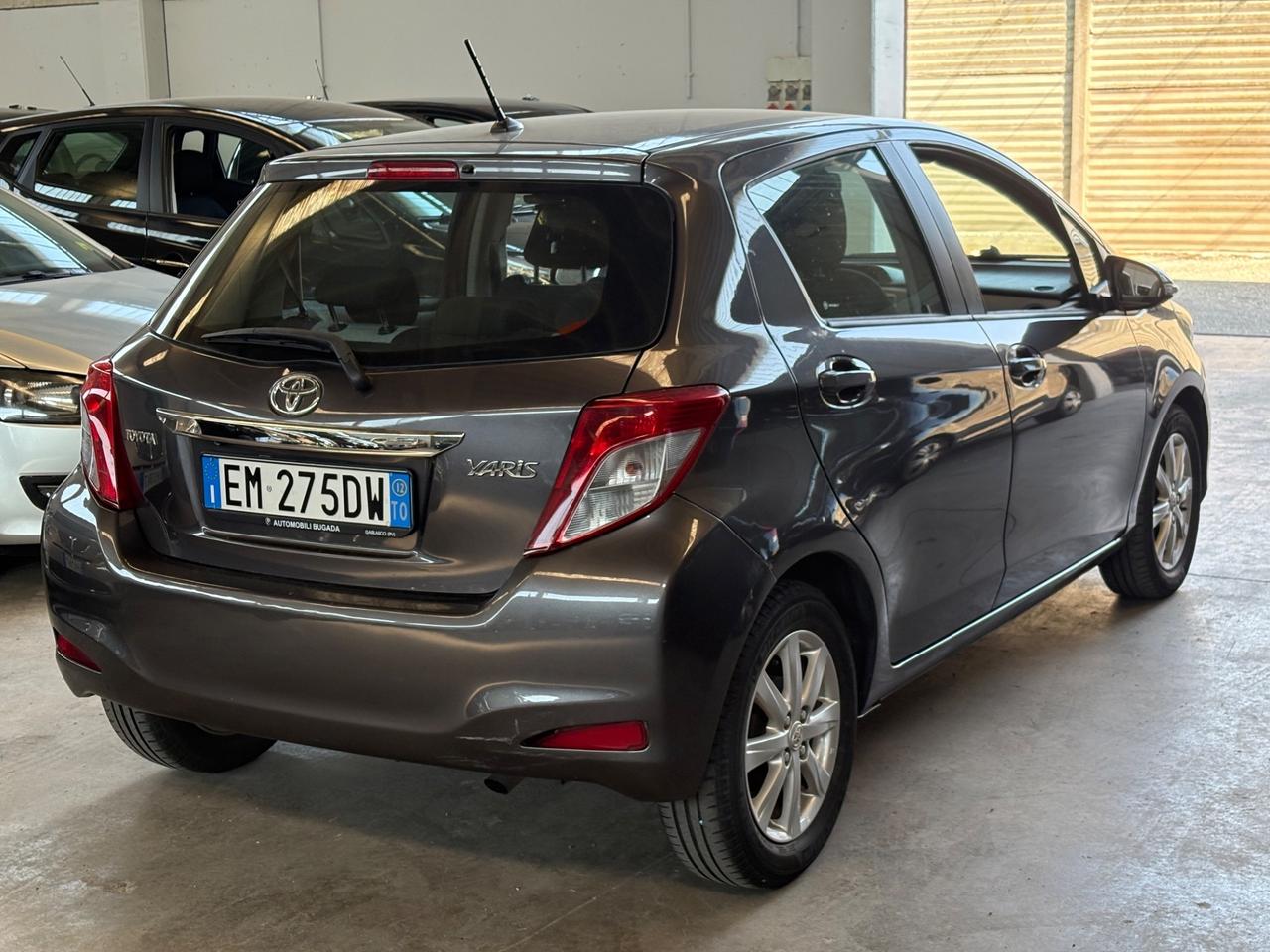 Toyota Yaris 1.3 5 porte Lounge