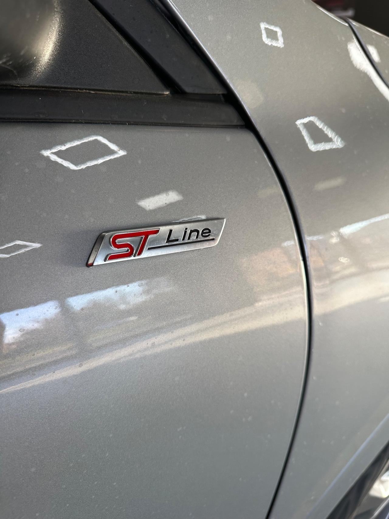 Ford Kuga 2.5 Full Hybrid 190 CV CVT 2WD ST-Line