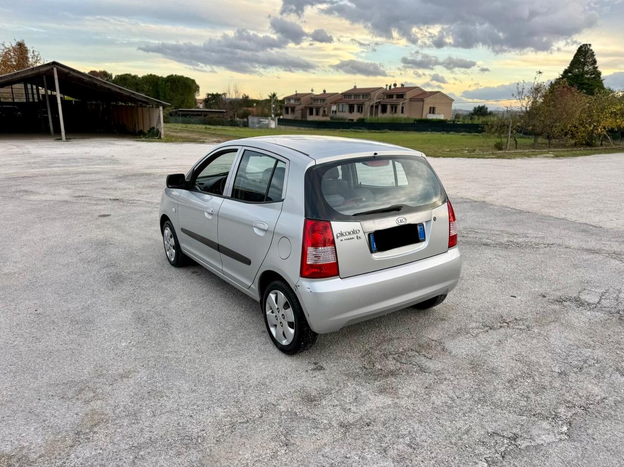 Kia Picanto 5porte 1.0 Benzina 60cv Neopatentati