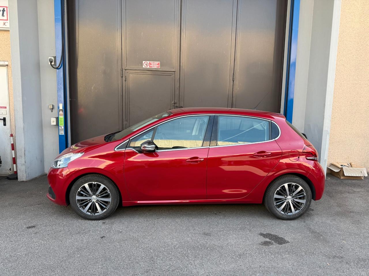 Peugeot 208 110 S&S 5 porte Allure