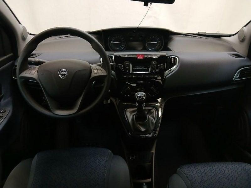 Lancia Ypsilon 1.0 firefly hybrid Oro s&s 70cv