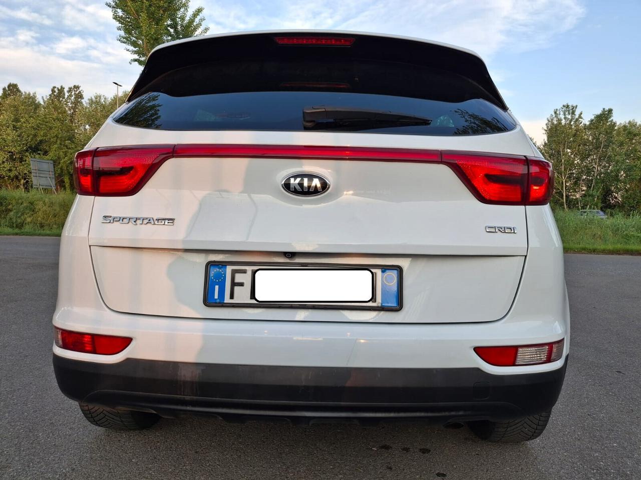 Kia Sportage 1.7 crdi-COOL NAVI-EURO 6-TETTO PANORAMICO-