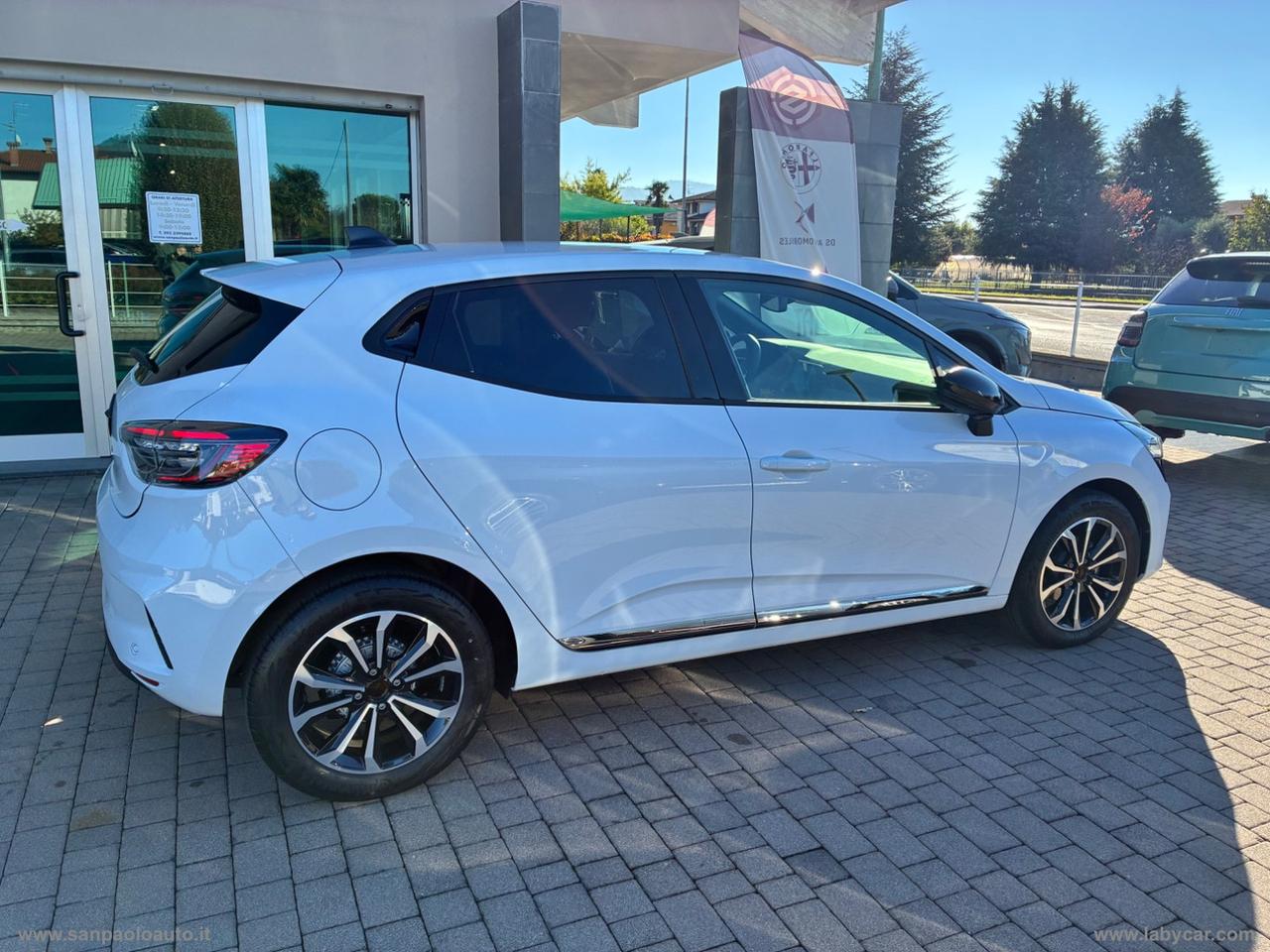 RENAULT Clio ECO-G 100 CV Techno
