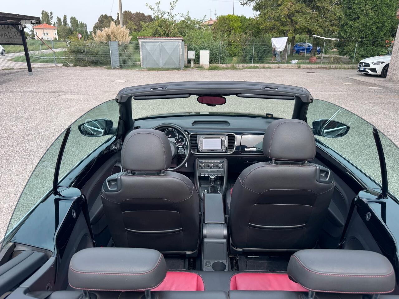 Volkswagen Maggiolino Cabrio 1.6 tdi Design 105cv UNICO PROPRIETARIO