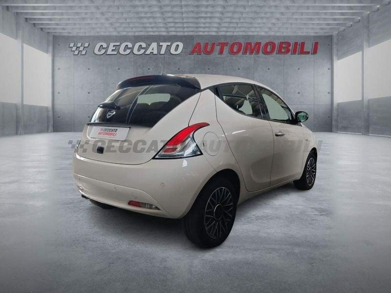 Lancia Ypsilon Ypsilon 1.0 firefly hybrid Platino s&s 70cv
