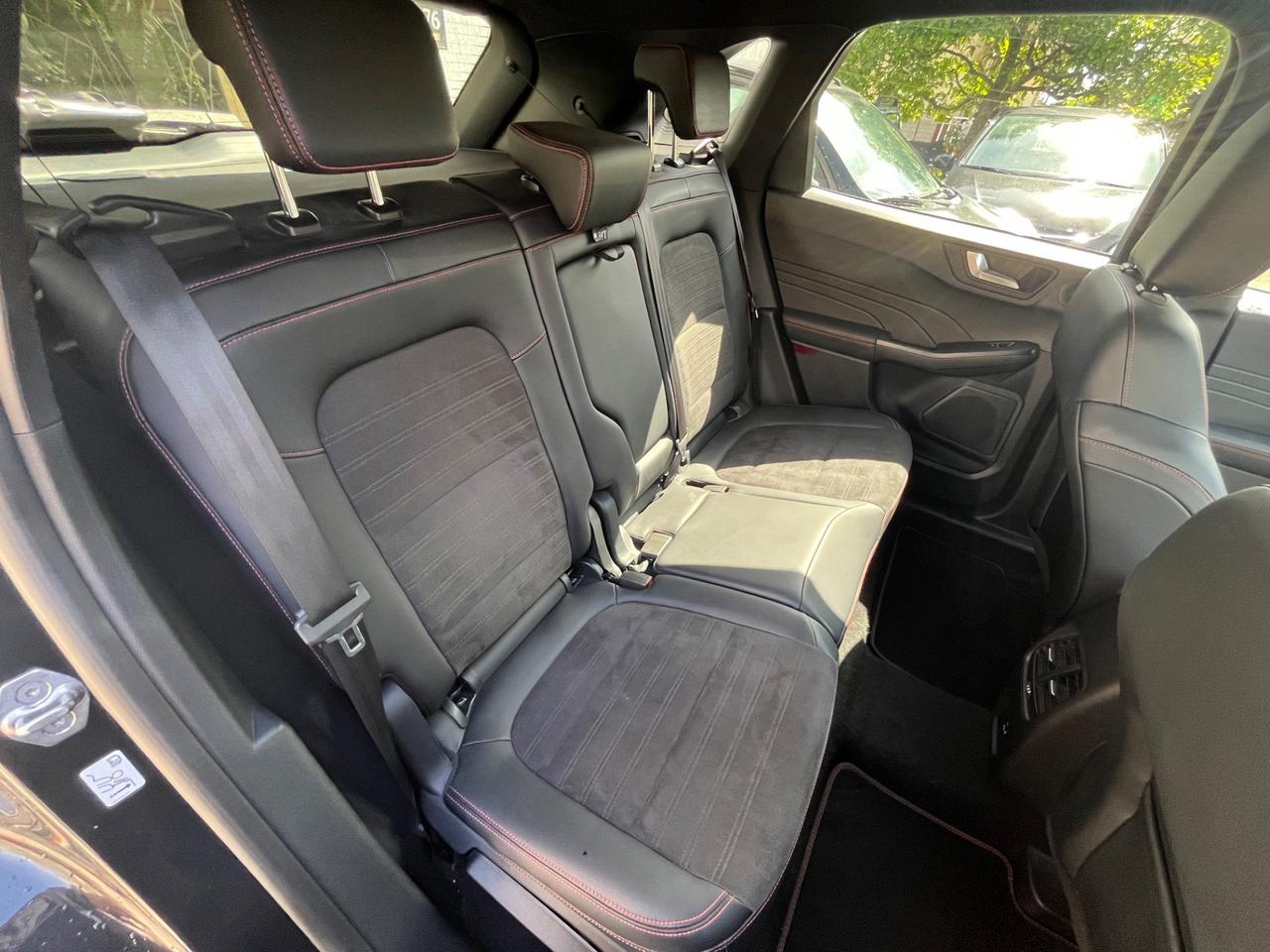 Ford Kuga 2.5 Full Hybrid 190 CV CVT 2WD ST-Line