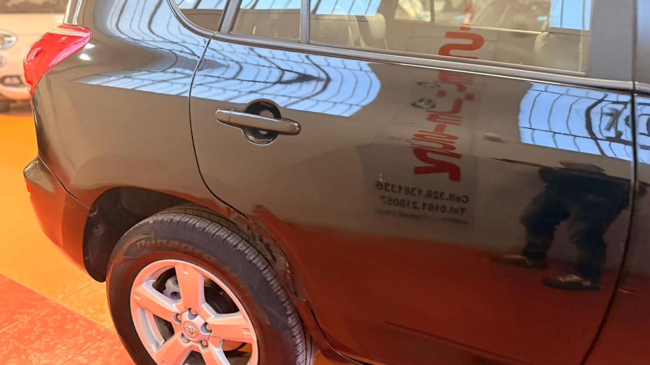 Toyota RAV 4 RAV4 2.0