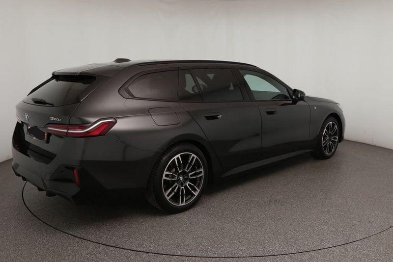 BMW Serie 5 520i sDrive M Sport Gancio Pelle Camera 360° Tetto