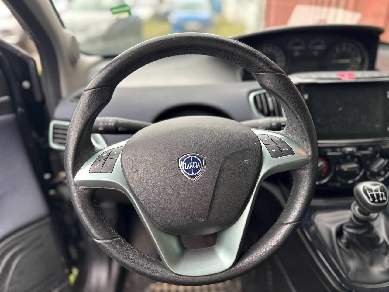 LANCIA Ypsilon III 2021 - Ypsilon 1.0 firefly hybrid Gold s&s 70cv 5p.ti