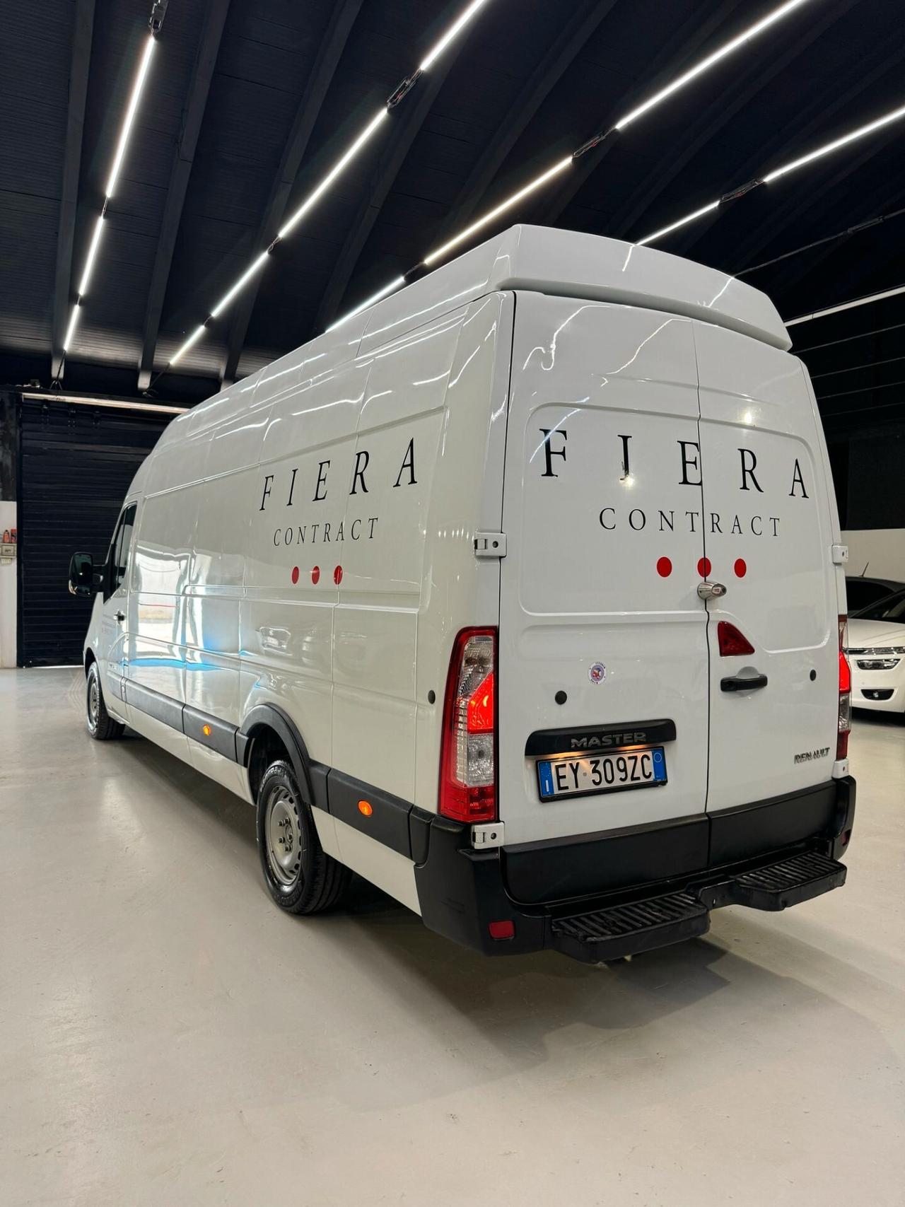 RENAULT MASTER MAXI