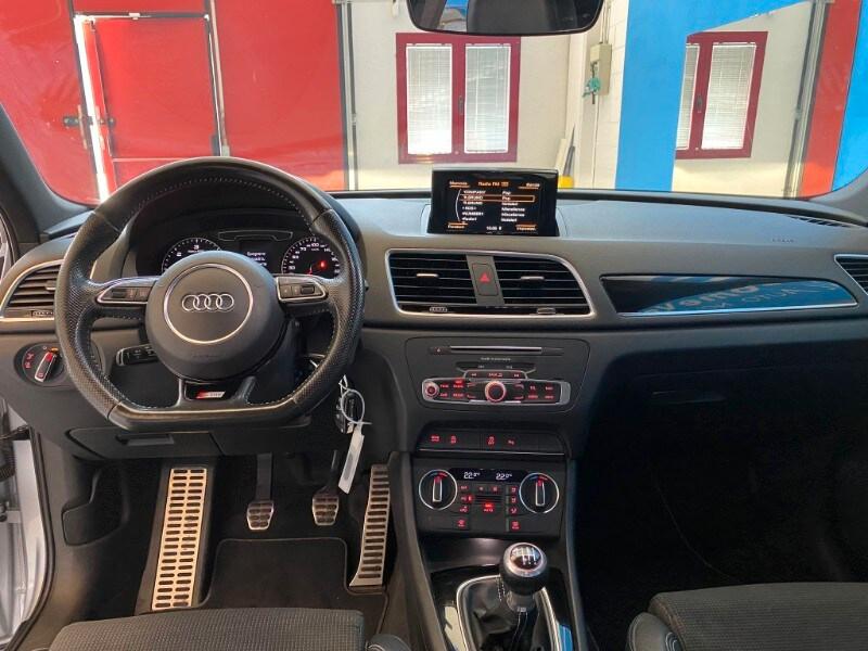 AUDI Q3 Q3 2.0 TDI 120 CV Sport