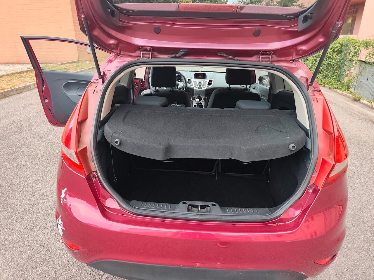 Ford Fiesta 1.2 Benz 82CV 3 porte Titanium