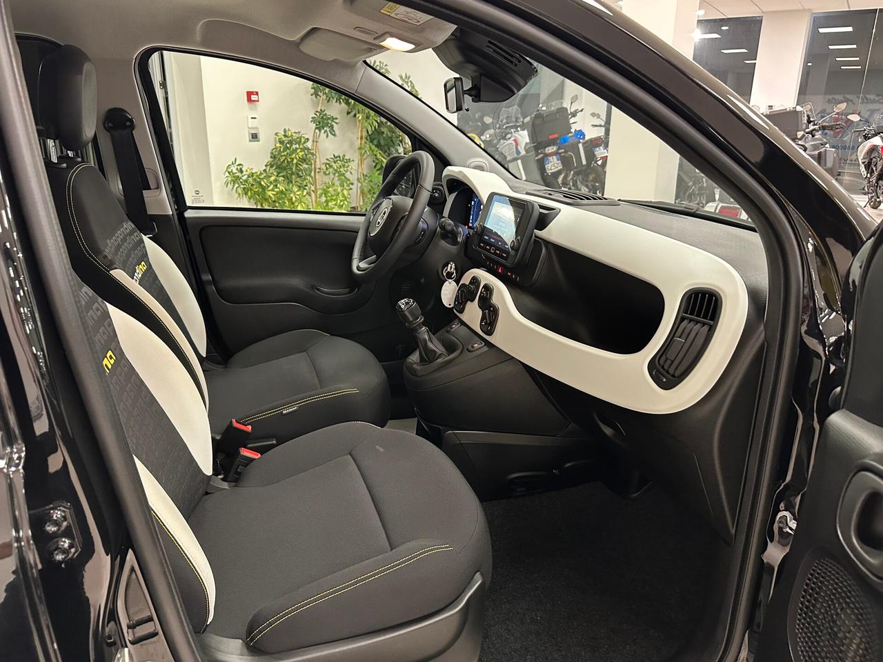 Fiat Panda 1.0 FireFly Hybrid Pandina 70 CV - 2025