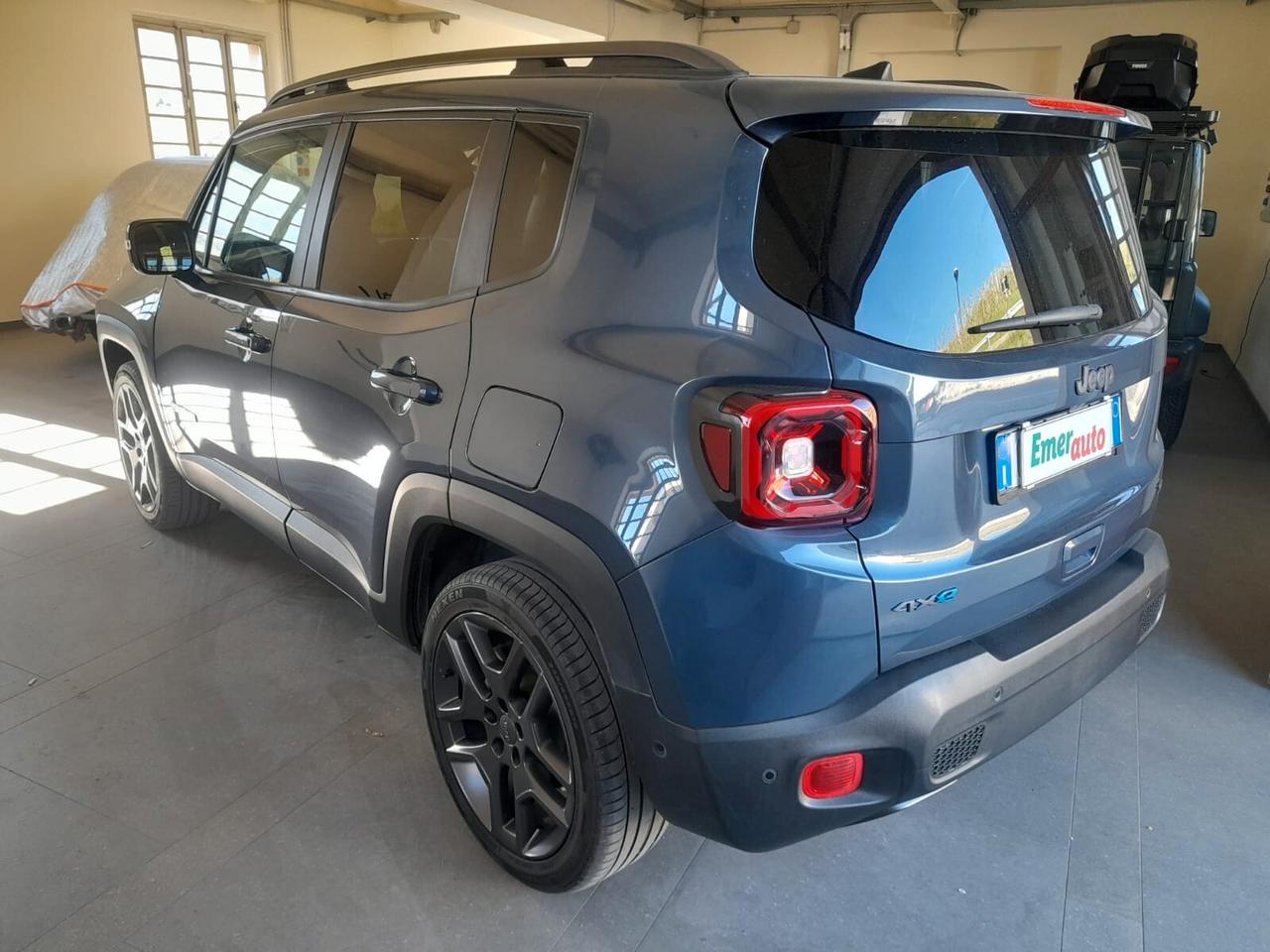 Jeep Renegade 1.3 T4 240CV PHEV 4xe AT6 S
