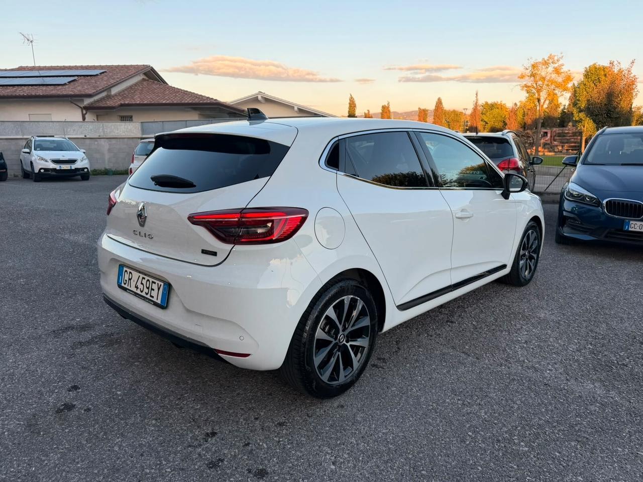 Renault Clio 1.6 E-Tech full hybrid Techno 145cv