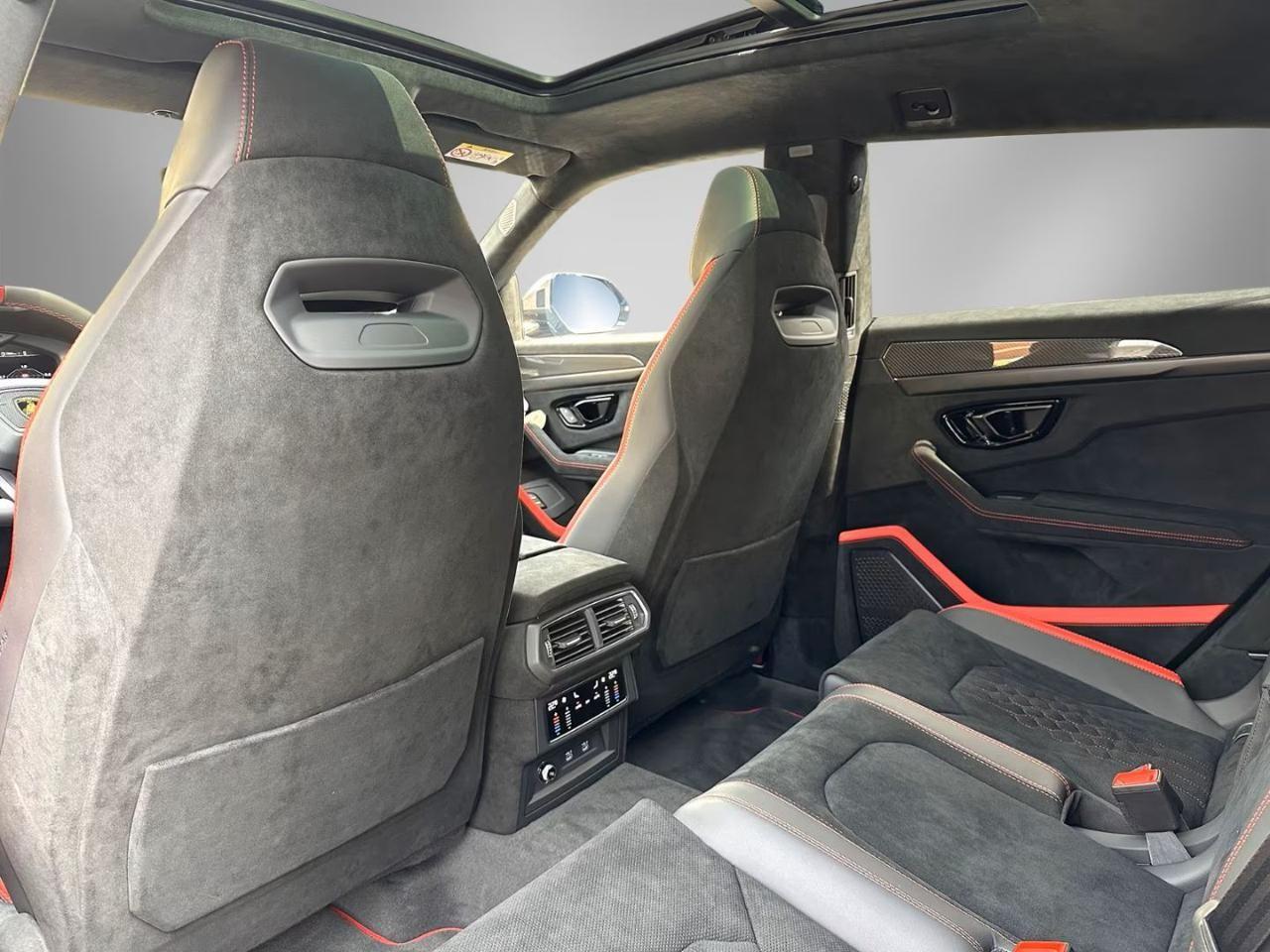 LAMBORGHINI Urus 4.0 Performante 666cv TUA IN 30 GIORNI