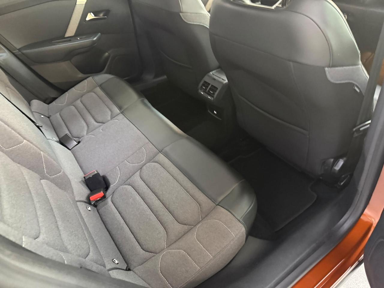 Citroen C4 BlueHDi 130 S&S EAT8 Shine IVA ESPOSTA