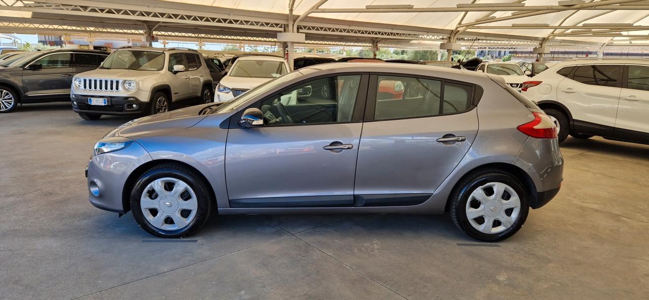 Renault Mégane 1.5 dCi 110cv Attractive