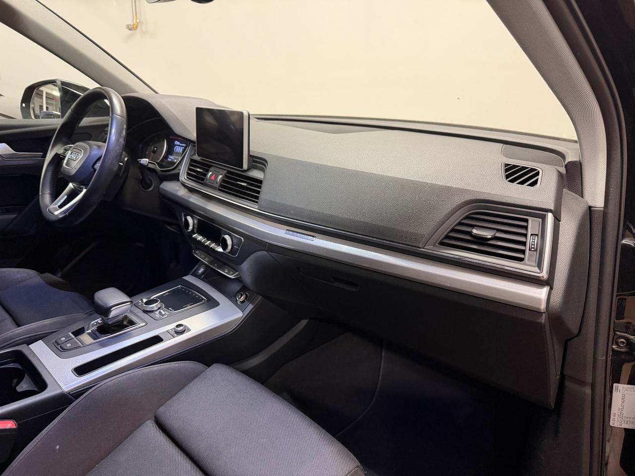 Audi Q5 40 TDI quattro S tronic Business Sport