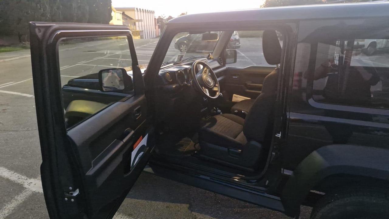 Suzuki Jimny 1.5 5MT PRO (N1)