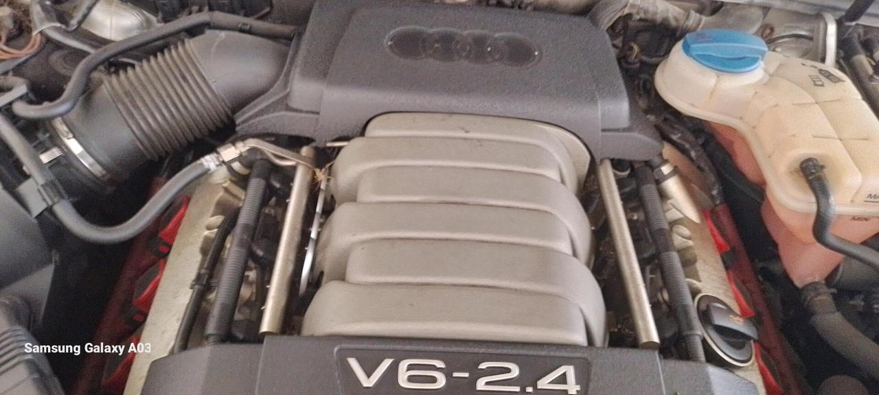 Audi A6 2.4 V6 UNICO PROPRIETARIO