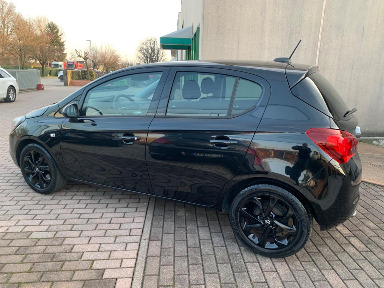 Opel Corsa 1.3 CDTI ecoFLEX 95CV Start&Stop Coupé b-Color